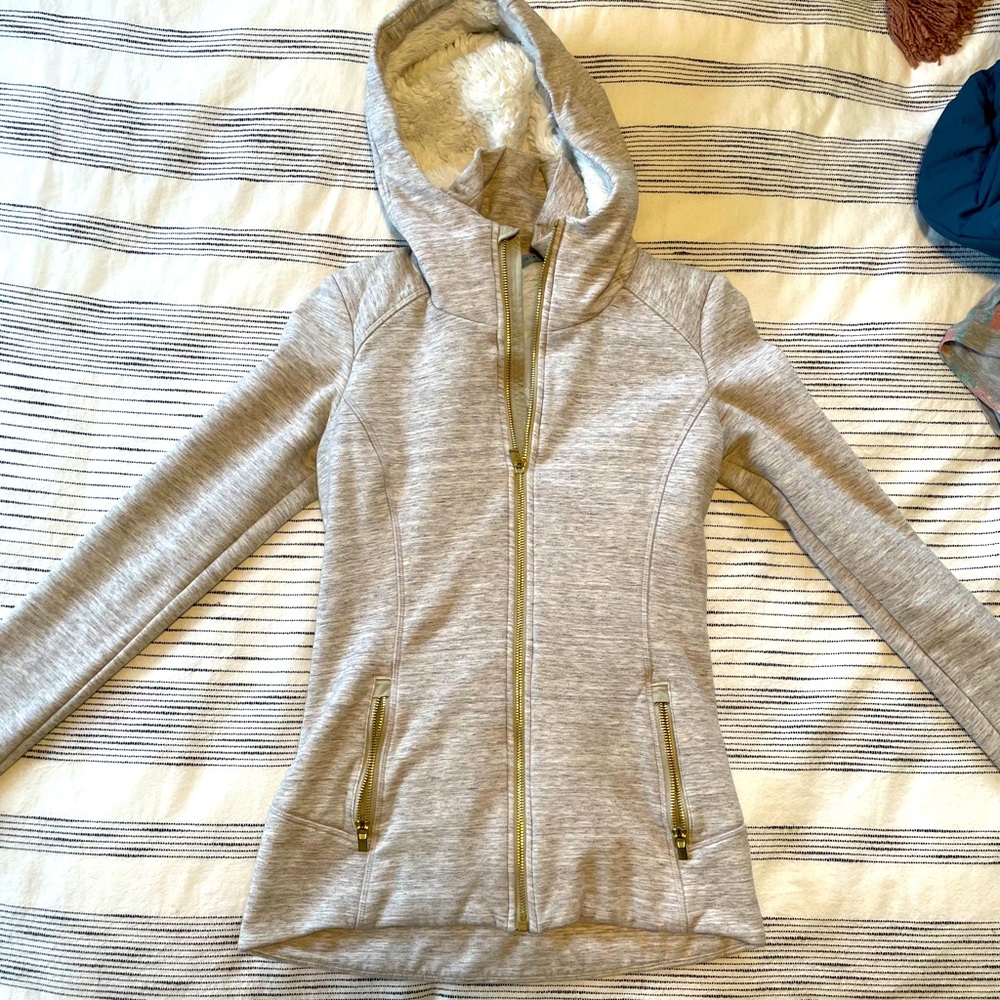 Athlete zip up- fur lined
